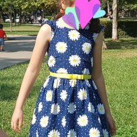 Детска рокля на цветя, 100% памук, 8 години, 122 - 128 см, снимка 2 - Детски рокли и поли - 33181721