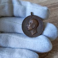 Медал "За заслуга" цар Борис III, снимка 1 - Антикварни и старинни предмети - 43780841