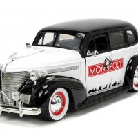 Метална кола Mr. Monopoly 1939 Chevy Master 1:24 Jada 253255048 , снимка 5 - Коли, камиони, мотори, писти - 38846555