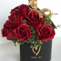 Букет от ароматни сапунени рози, снимка 5 - Подаръци за рожден ден - 39571142