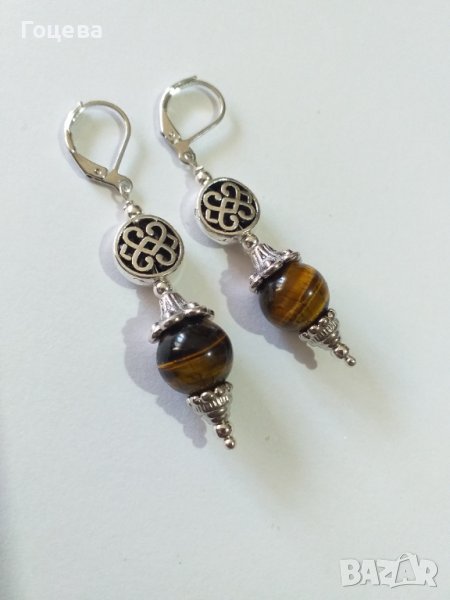 Авангардни и красиви обеци с камъни Тигрово око и гравирани елементи в цвят сребро , снимка 1
