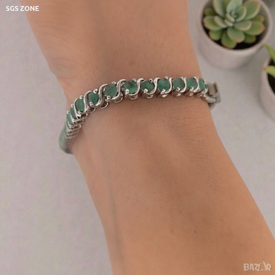 Ръчно изработена сребърна гривна с изумруди, снимка 1