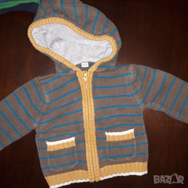 Жилетка момче 12-18м 86см с качулка и джобчета, снимка 1