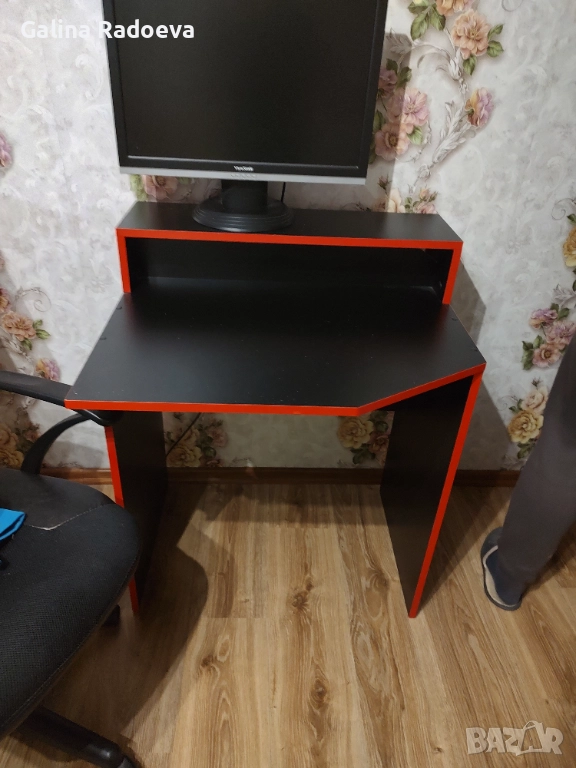 Бюро, снимка 1