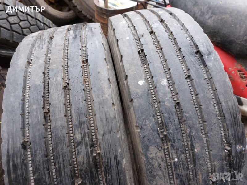 2бр.Предна шарка BRIDGESTONE 265/70/19.5 , снимка 1