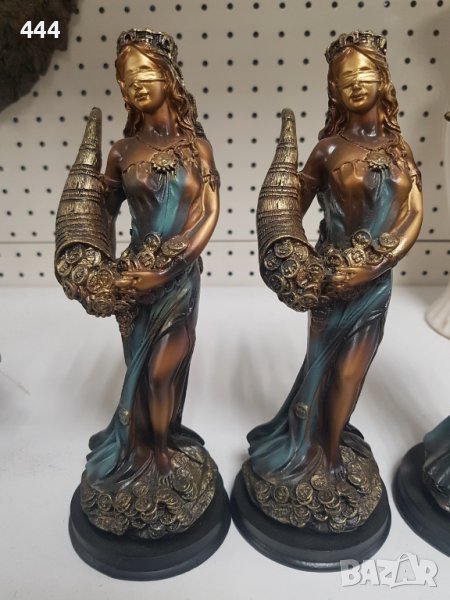 Статуетки, снимка 1