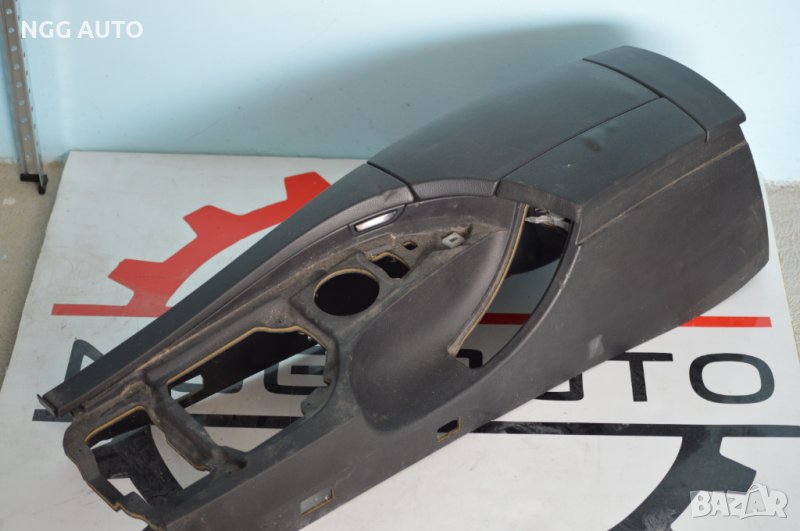 Черен Подлакътник за BMW 5 Series E60 Sedan, снимка 1