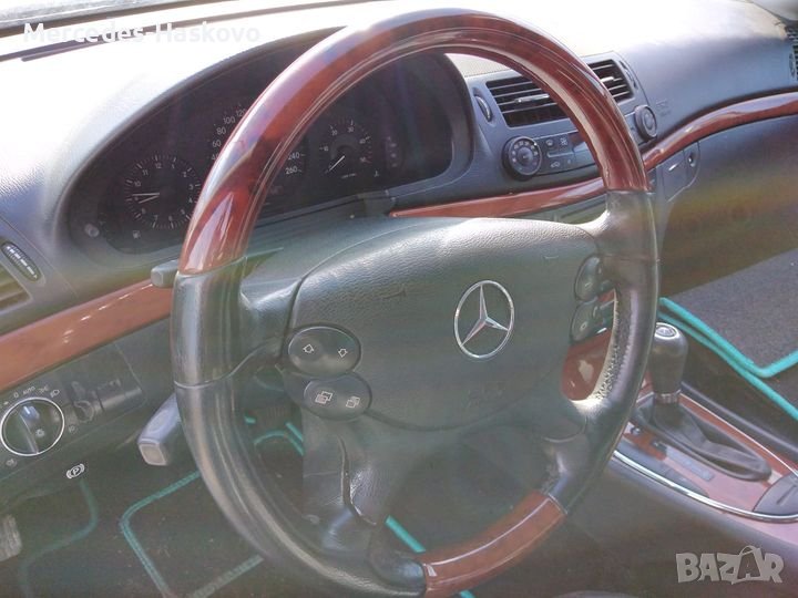 Махагонов волан , снимка 1