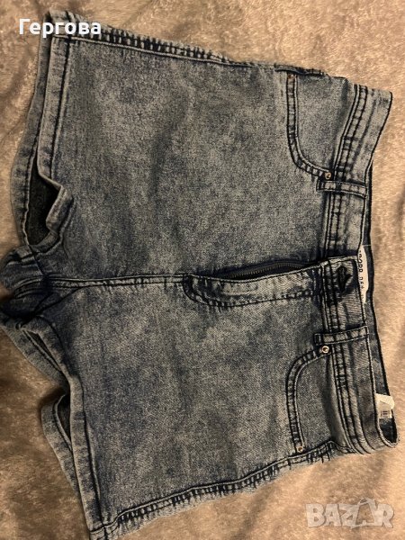 Дамски къси панталони, снимка 1