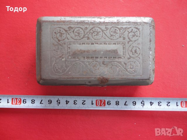 Старинна гравирана армейска кутия за тютюн 