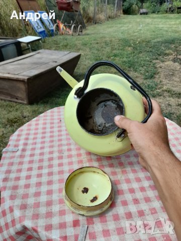 Стар емайлиран чайник #28, снимка 5 - Антикварни и старинни предмети - 33663478