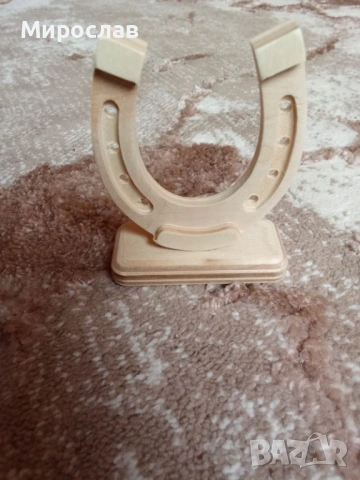 Подкова и буква Ят за дома и работното място., снимка 3 - Декорация за дома - 47910251