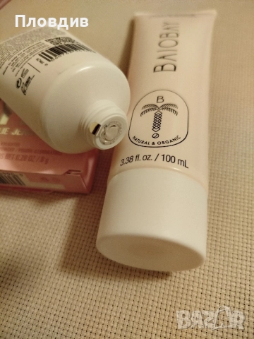 Комплект козметика , снимка 2 - Комплекти и лотове - 52265701