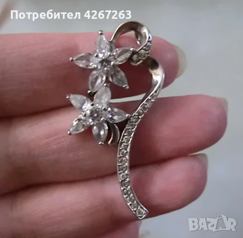 Голяма сребърна висулка с циркони, снимка 8 - Колиета, медальони, синджири - 50819226