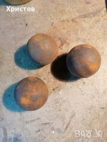 Продавам топка за теглич