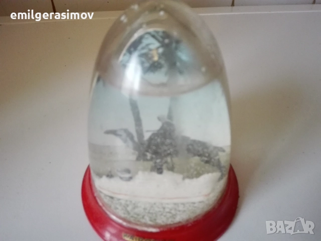 Танцуващи кукли и две преспапиета., снимка 13 - Други ценни предмети - 37546051