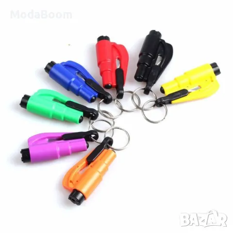 Аксесоар за разбиване на прозорец, срязване на колан и ключодържател 3 в 1, снимка 2 - Колани - 48057268