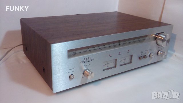 Akai AT-2400 FM AM Tuner 1977 - 1979, снимка 1 - Ресийвъри, усилватели, смесителни пултове - 39533697