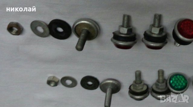 Ретро светлоотразители за закрепване на рег. номер на автомобили и мотоциклети чисто нови., снимка 7 - Аксесоари и консумативи - 27299174