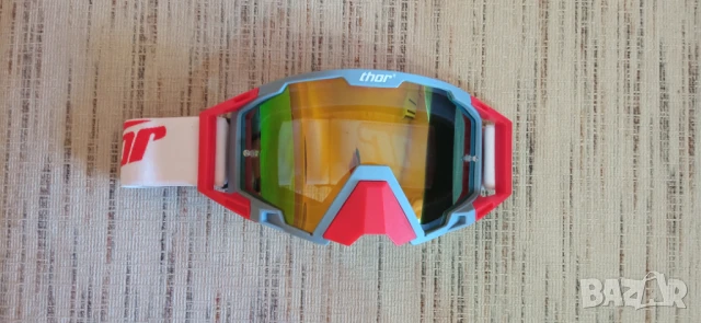 Очила и ръкавици Thor, снимка 7 - Слънчеви и диоптрични очила - 48228722