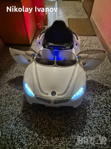 Детска акумулаторна кола