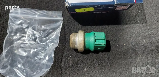 Датчик Температура Рено Лагуна 1
Нов - 700376001, снимка 3 - Части - 49241068