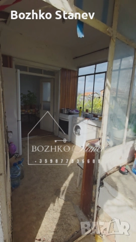 Продава се къща в Долни чифлик , снимка 11 - Къщи - 52480407