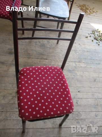 Столове  -4 дървени старинни с антикварна стойност и 2 метални-с дефекти  и подлежащи на ремонт, снимка 13 - Антикварни и старинни предмети - 34593711