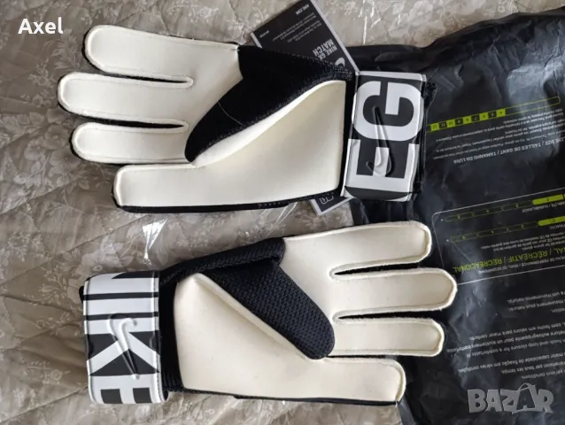 Нови оригинални вратарски ръкавици, снимка 2 - Футбол - 49785395