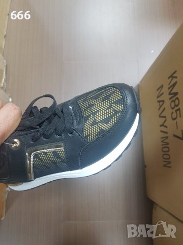 Обувки, снимка 2 - Дамски ежедневни обувки - 40594333