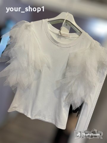 Ефектна дамска тениска с тюл в бяло , снимка 2 - Тениски - 43897559