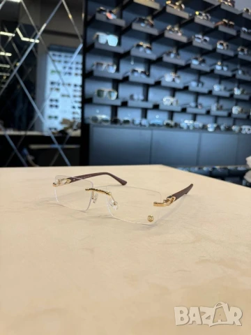 очила с черен обикновен калъф и ув защита cartier ysl saint laurent , снимка 7 - Слънчеви и диоптрични очила - 51301244