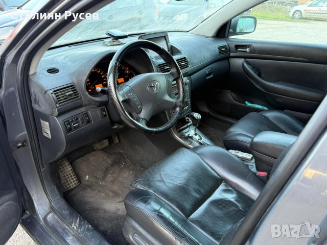 Toyota Avensis 2.4i 163 hp / бензин / автоматик  -цена 3250 евро   - регистрирана , прехвърля се вед, снимка 6 - Автомобили и джипове - 53456270