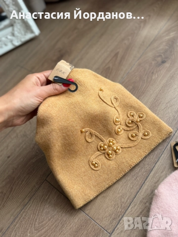 Вълнена шапка, снимка 2 - Шапки - 51970946