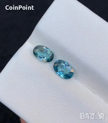 Циркони натурални чифт