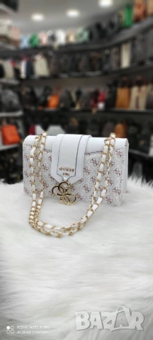 чанти 26х16см guess, снимка 3 - Чанти - 51457523