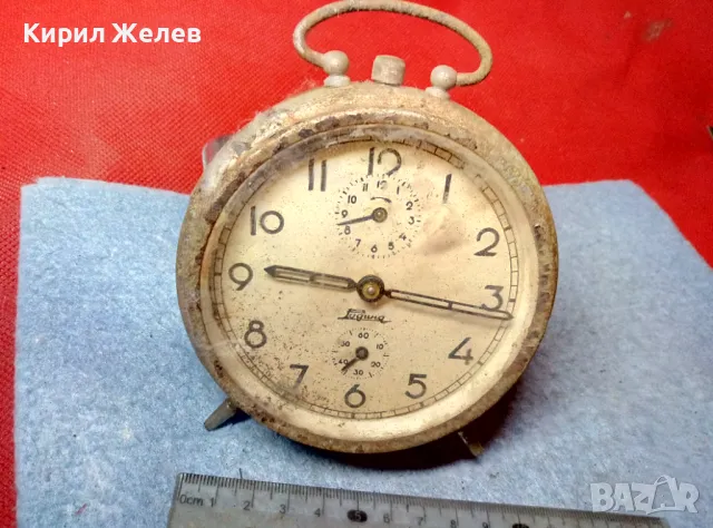 РОДИНА Стар КОЛЕКЦИОНЕРСКИ МЕХАНИЧЕН БЪЛГАРСКИ БУДИЛНИК РАНЕН СОЦ 44042