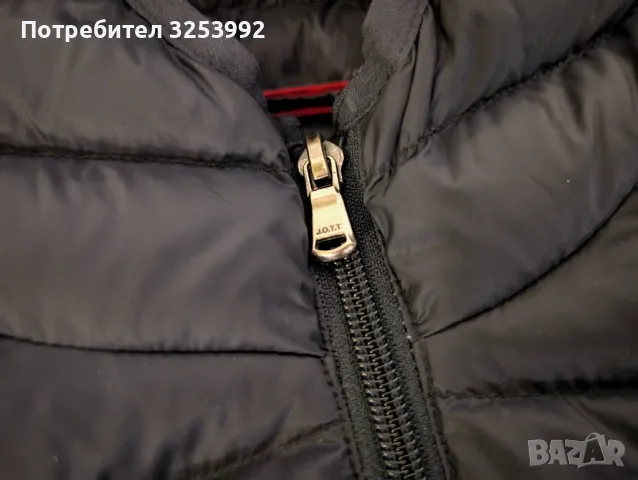 Ултралек Дамски пухен елек  с качулка JOTT, снимка 11 - Елеци - 48923181