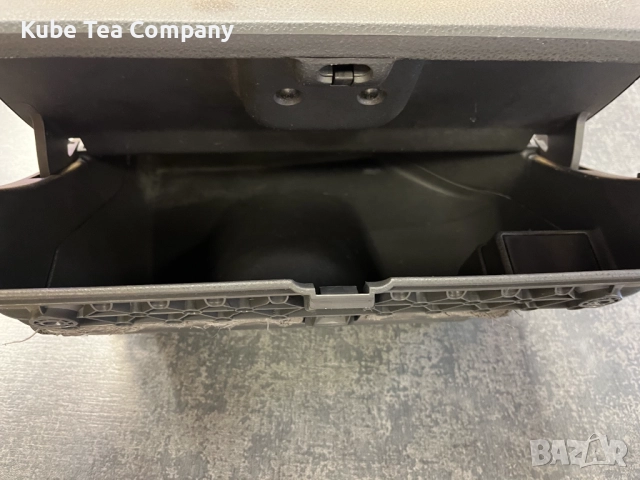 Жабка за Volkswagen Polo Hatchback IV (10.2001 - 12.2005) 1.2 12V, 64 к.с., снимка 2 - Части - 52376404