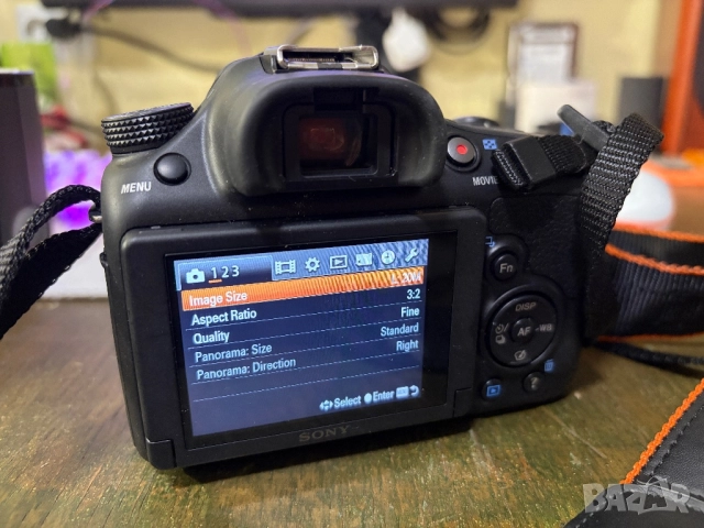 Sony Alpha 58 DSLR + Metz 52 AF-1, снимка 3 - Фотоапарати - 52672536