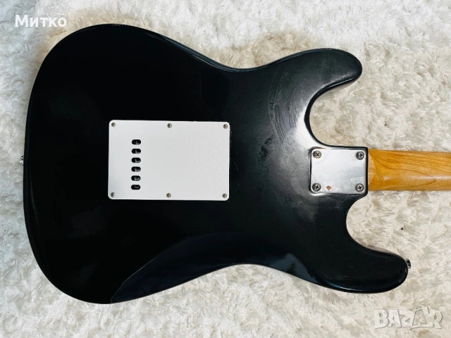 електрическа китара тип Stratocaster HSS - Перфектно състояние, снимка 6 - Китари - 53090134