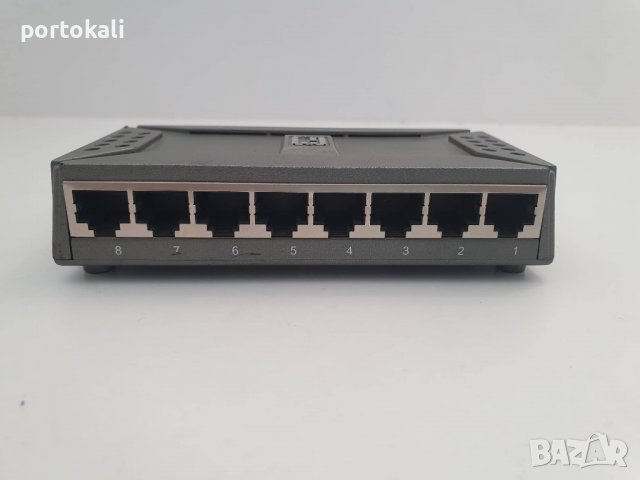 малък Суич Switch 8 порта Level One, снимка 7 - Суичове - 37993357