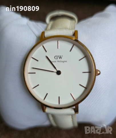 Елегантен дамски часовник Daniel Wellington - Classic B32S2