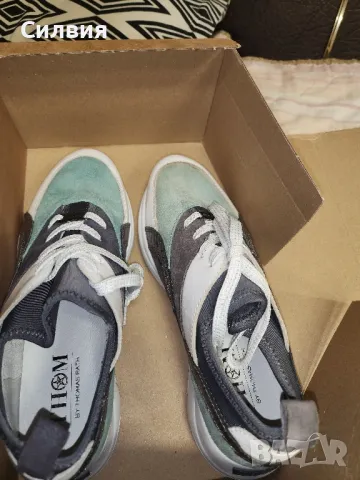 много красиви маратонки 