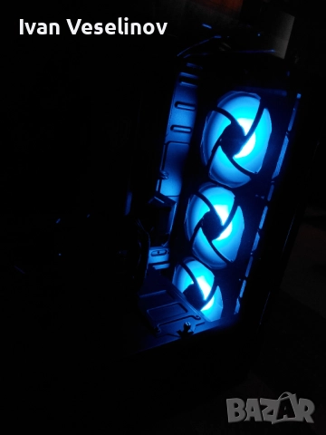 Мощен геймърски компютър, снимка 2 - Геймърски - 52752853