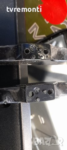 оригинална стойка телевизор BLAUPUNKT модел B32O138T2CSHD, снимка 2 - Стойки, 3D очила, аксесоари - 36694616