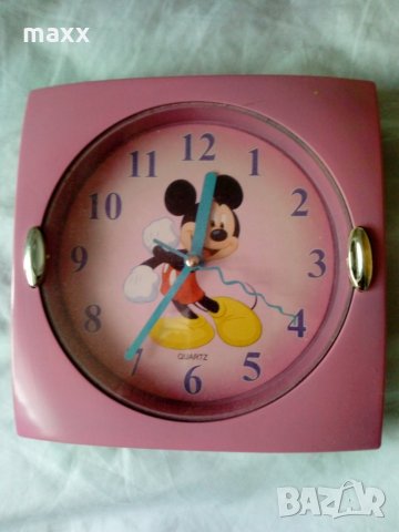 Стенен часовник детски, с Мики Маус, снимка 1 - Други - 28385607