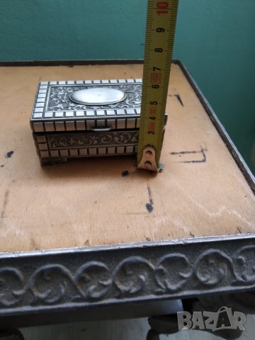 посребрена барокова кутийка за бижута, снимка 2 - Други ценни предмети - 38724660