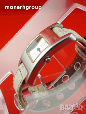 Часовник  GUESS G66310L/захабена каишка/, снимка 5 - Дамски - 26525609
