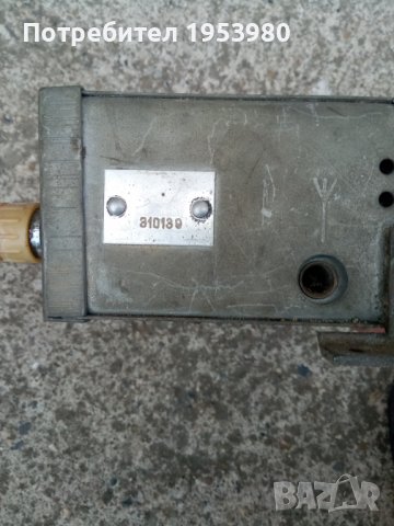 Старо радио за стара ГАЗ М20 Победа, снимка 3 - Антикварни и старинни предмети - 36705684